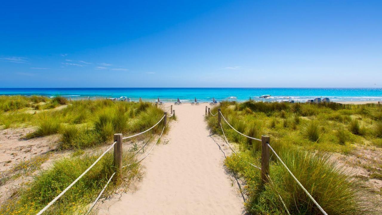 Precioso Apartamento Reformado Con Vistas A Playa Son Bou Eksteriør bilde