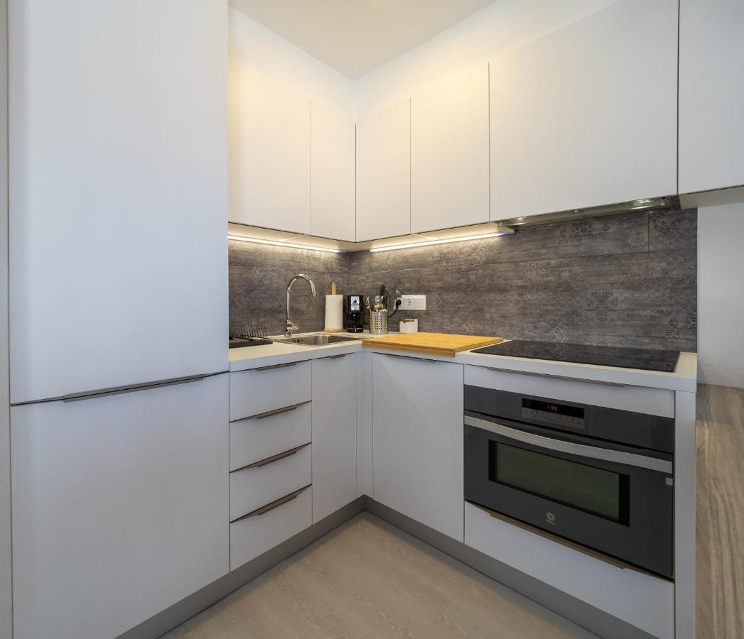 Precioso Apartamento Reformado Con Vistas A Playa Son Bou Eksteriør bilde