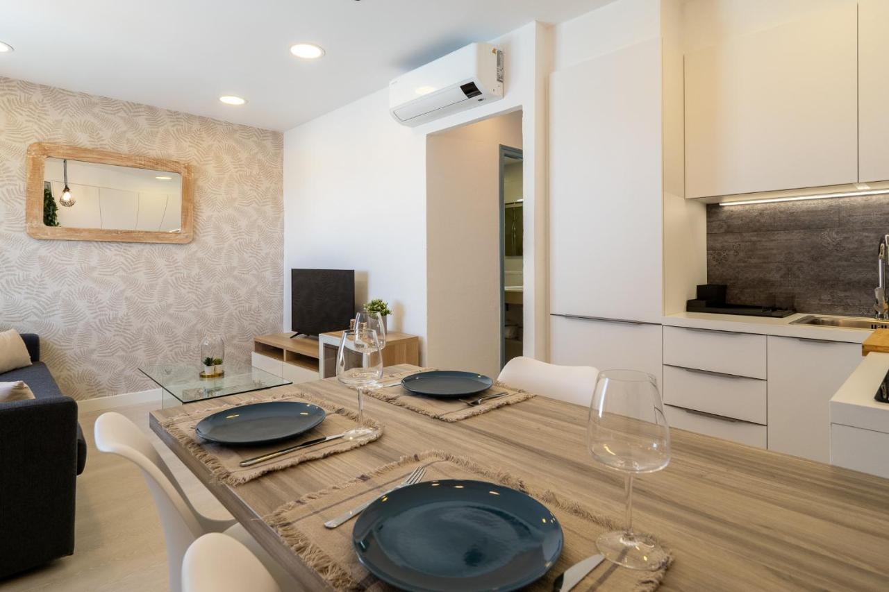 Precioso Apartamento Reformado Con Vistas A Playa Son Bou Eksteriør bilde