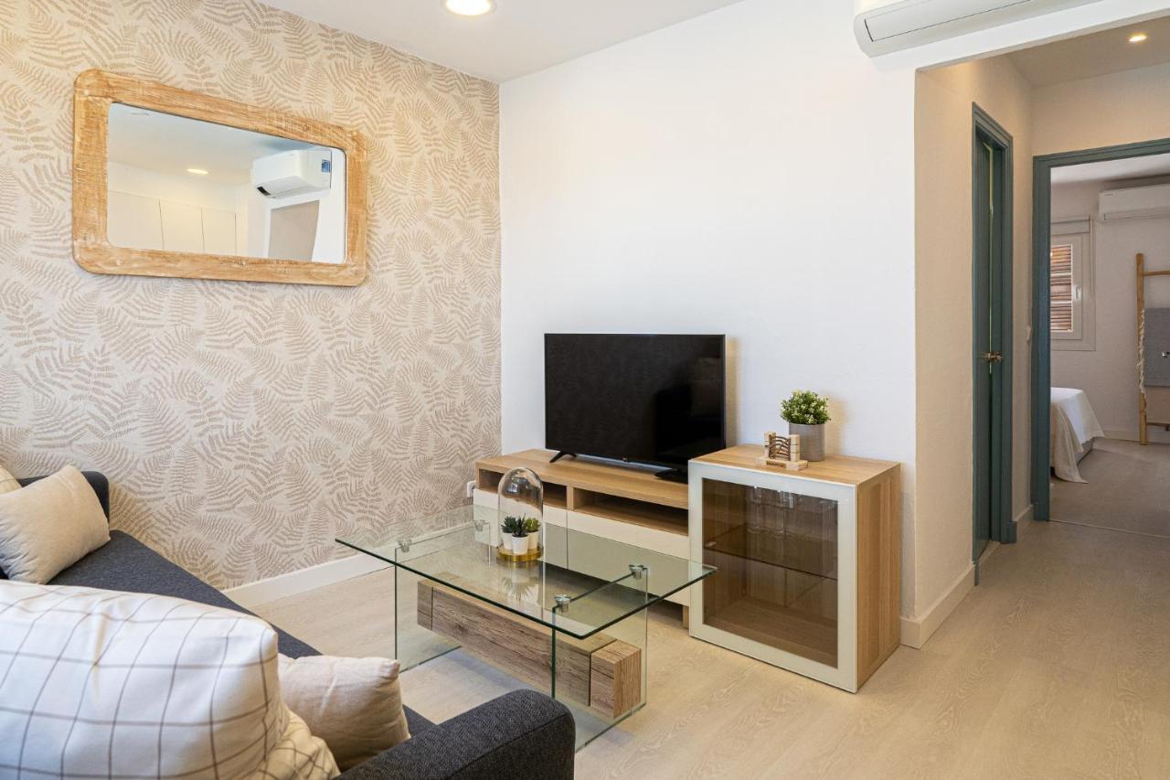 Precioso Apartamento Reformado Con Vistas A Playa Son Bou Eksteriør bilde